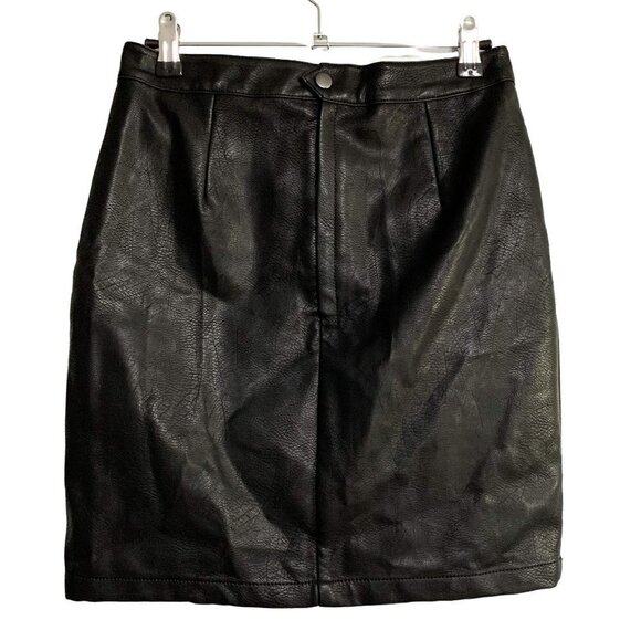 Sunset + Spring Vegan Leather Embellished Patch Detail Black Mini Skirt Size S - Picture 5 of 11